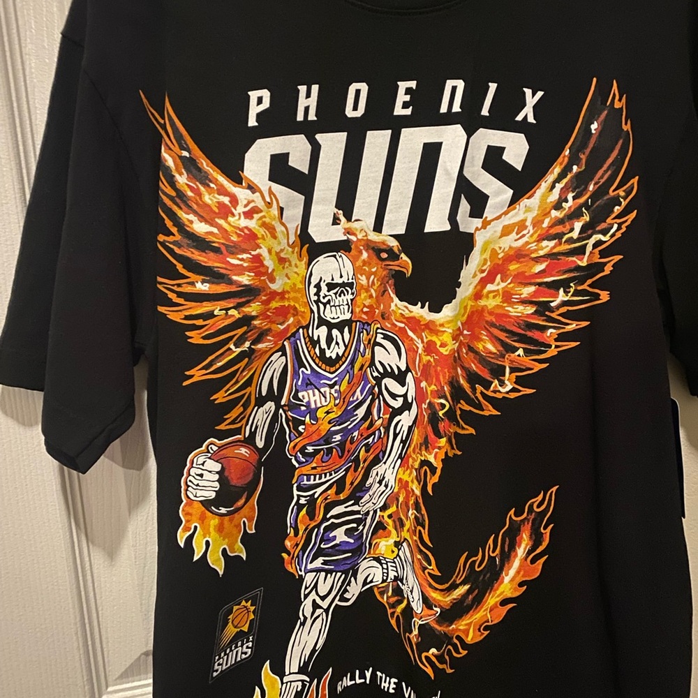 Black NWT Warren Lotas Phoenix Suns shirt